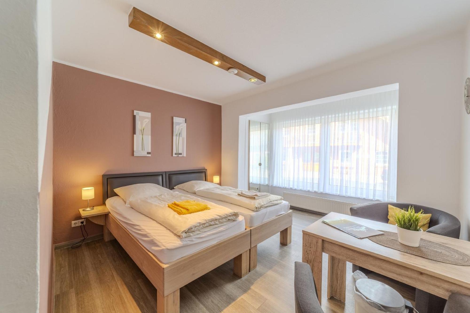 Familienhof Bruening - Doppelzimmer Waldesruh II เมพเพิน ภายนอก รูปภาพ